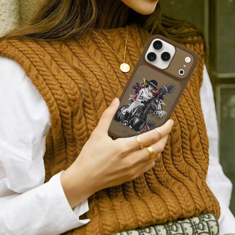 Santa Barbara Cedric Case with Magsafe - Brown